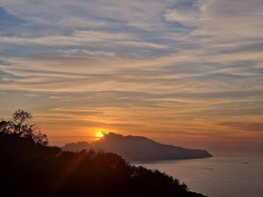 Sun & Relax, Relaxing Location With Seaview Villa Massa Lubrense Exterior photo